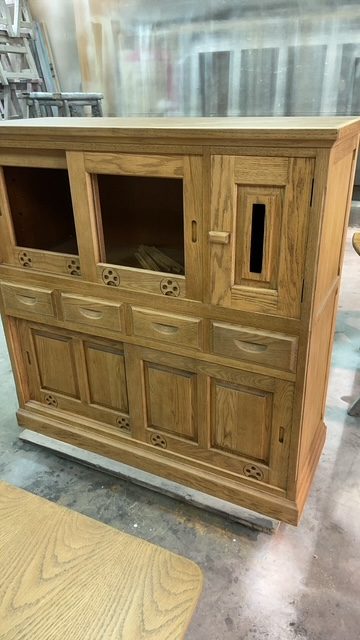 カラー塗装家具の補修前の写真